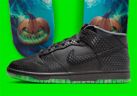 nike dunk mid halloween